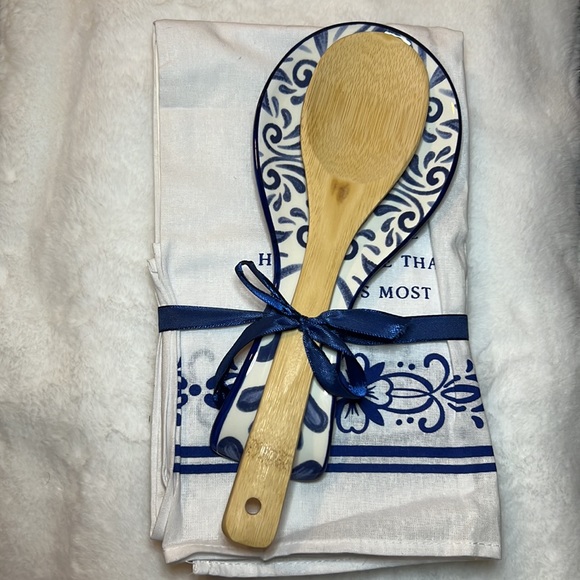 Dish Towel and Spoon Rest Set - Picture 3 of 5